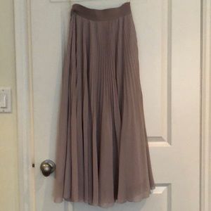 Aritzia Terre Skirt - grey - size small